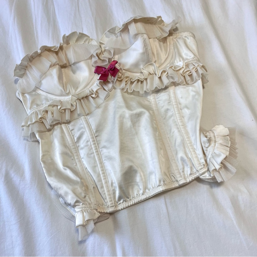 Victoria's Secret Cream Ruffled Bustier Chemise Top with Pink Bow